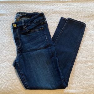 Dark wash high rise jeggings